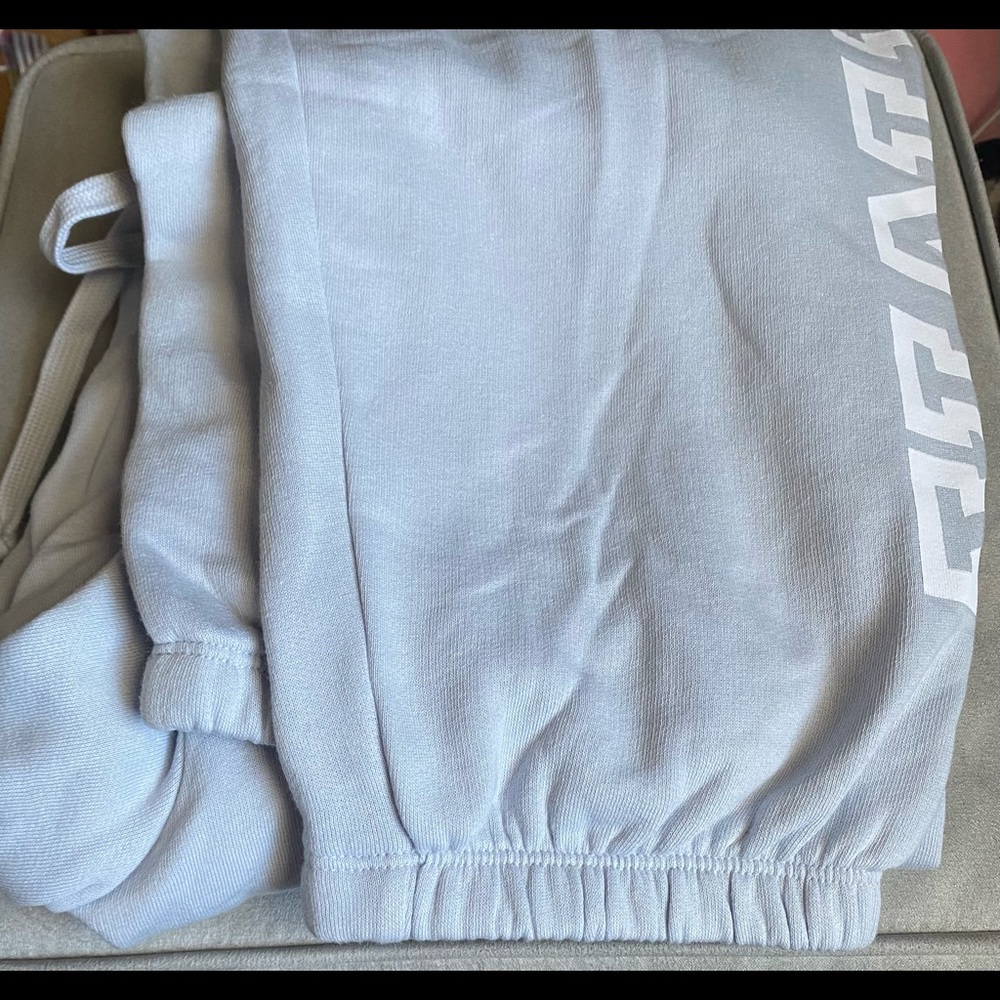Victoria secret PINK sweatpants size XL GREAT CONDITION only worn once!!!